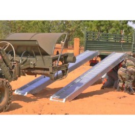 AVSS 170 - Rampes de chargement en aluminium pour roues à bandages & chenilles acier - Capacité 3200 kg à 8290 kg par paire - Longueur 2,88 m à 5,48 m