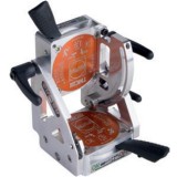Aimant de positionnement ALFRA TMA 600 R avec angle de fixation réglable 0 - 90° - Force de décollement 2 x 300 kg