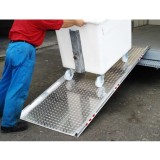 AWR - Rampe de chargement en aluminium avec rebords de 50 mm - Capacité 320 kg et 400 kg unitaire - Longueurs 1,985 m et 2,490 m