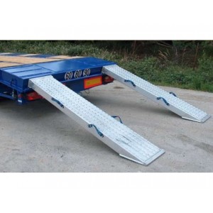 VFR 134 - Rampes de chargement en aluminium pour porte engins - Capacité 19060 kg à 32040 kg par paire - Longueur 2,40 m à 3,02 m