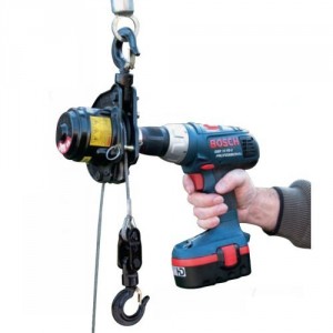 PULLEY MAN mini treuil portatif adaptable sur perceuse/visseuse 12V - Capacité 300 kg