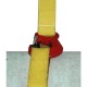 Le crochet coulissant permet de libérer facilement l’extrémité de l’élingue qui forme une boucle plate : l’élingue peut ainsi être aisément retirée sous le tuyau sans qu’il soit nécessaire de l’enlever du crochet de la grue ou de la pelle